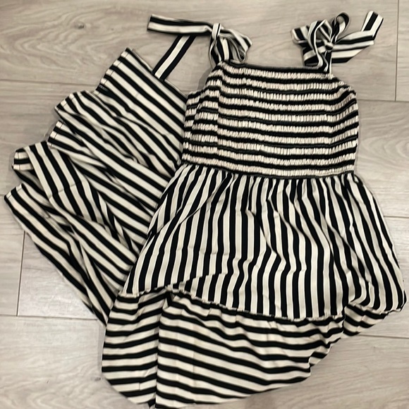 NWOT. Black and White Striped Midi Dress. Never worn . - Picture 1 of 1